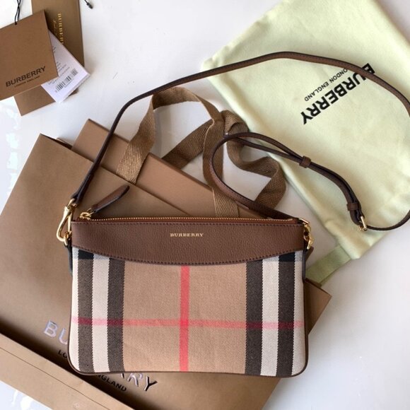 Brand new Burberry Women's Canvas Check Crossbody Bag - Picture 1 of 6